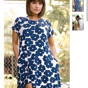 Cinnamon Girl Natalie Dress in Daisy Jane Floral Navy Large Boho Comfy Chic $89